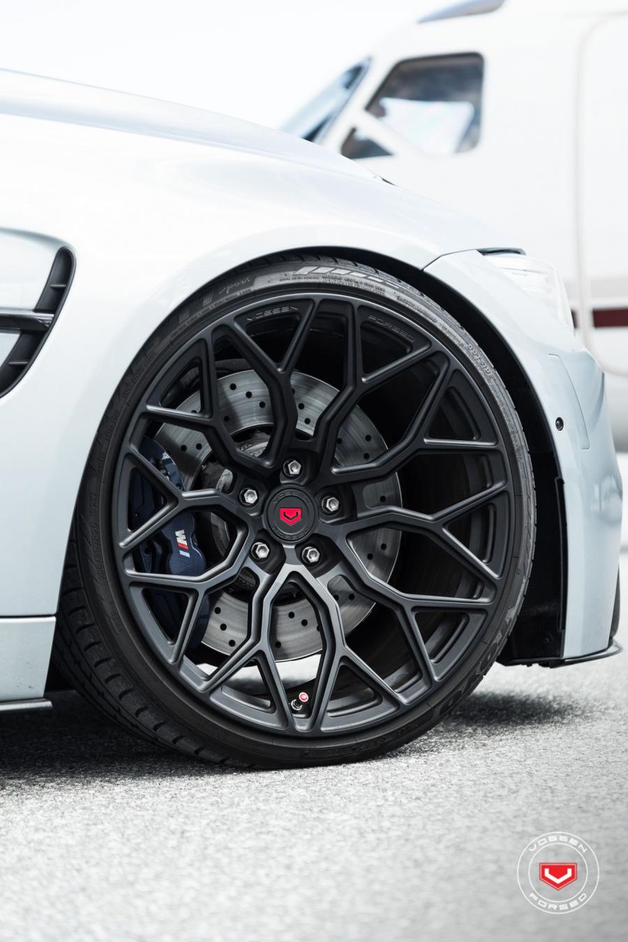 Колеса BMW M3 Sedan on Vossen Wheels (S17-01) 2018 года  (фото 33 из 33)